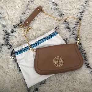 Tory Burch Amanda Logo Tan Leather Clutch